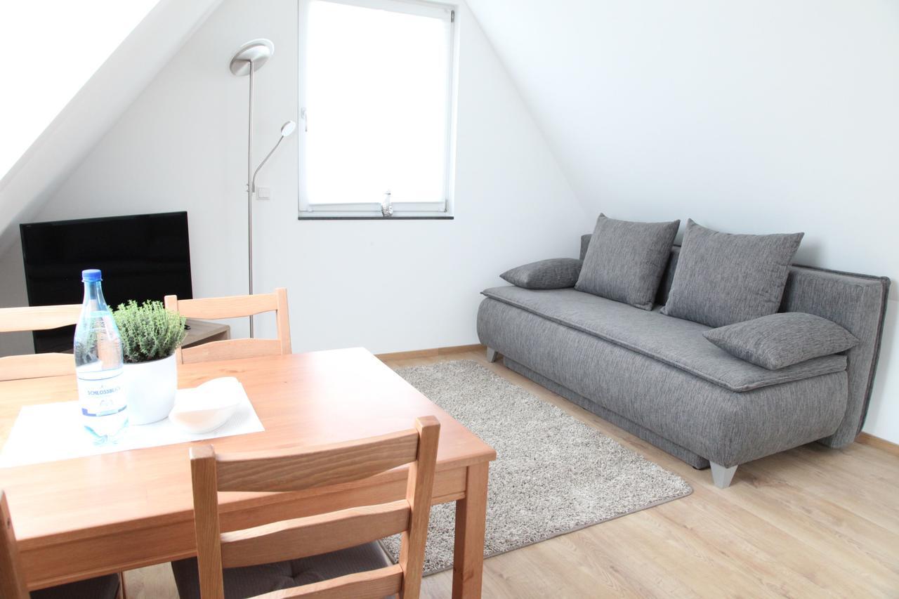 Schwaben Apartment Oberboihingen ภายนอก รูปภาพ
