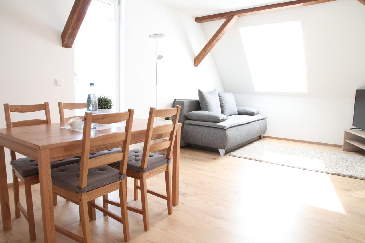 Schwaben Apartment Oberboihingen ภายนอก รูปภาพ